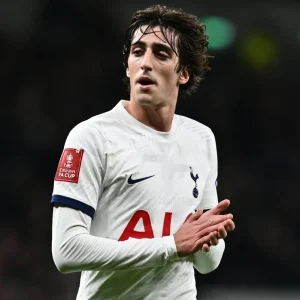 Bologna, quasi fatta per Bryan Gil (dicono), il beatle spagnolo: sabato c’è lo Stoccarda