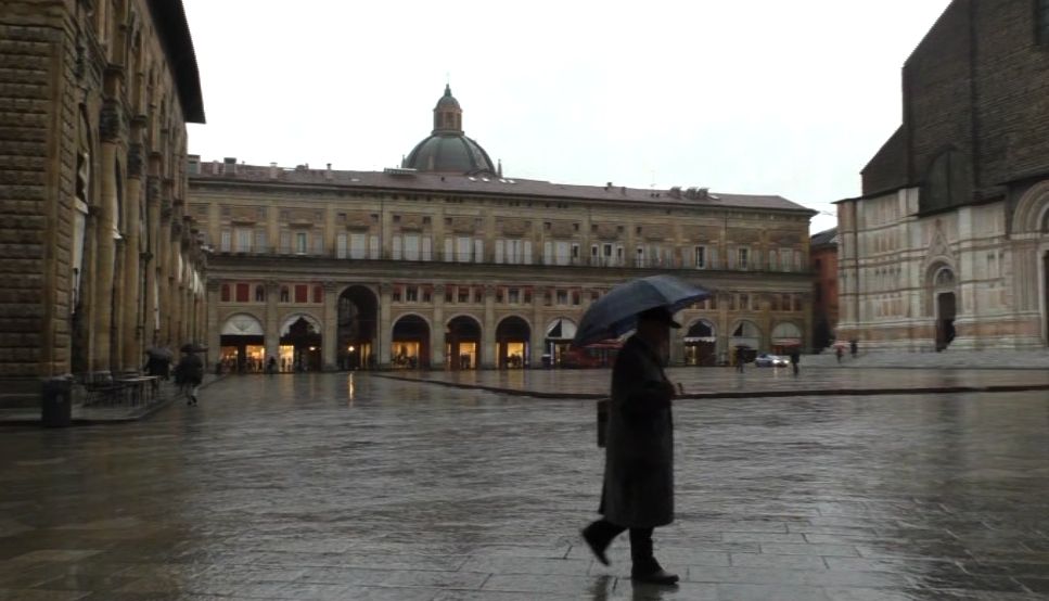 Maltempo: scatta il divieto di sostare nei parchi, sospesi gli eventi all’aperto