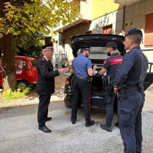 Ospitava clandestini e pregiudicati, 46enne denunciata dai carabinieri