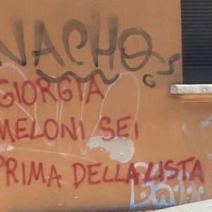 Scritta anarchica sui muri di Bologna minaccia di morte la Premier Giorgia Meloni