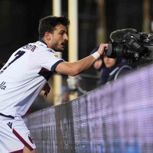 Il Bologna non vince neanche a Lecce: 2-2. Pareggia il “baby” Camarda