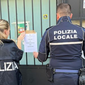 La polizia chiude due circoli privati in zona Fiera, funzionavano come discoteche