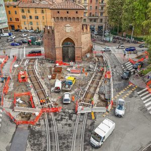 Tram: da lunedì ultima fase dei cantieri a Porta San Felice. Cambia la viabilità