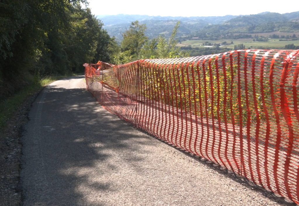 Frane a Sasso Marconi, la replica del Comune: interventi in ritardo per mancanza di risorse