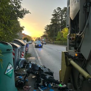 Incidente stradale in località Osteria Grande, grave un 60enne