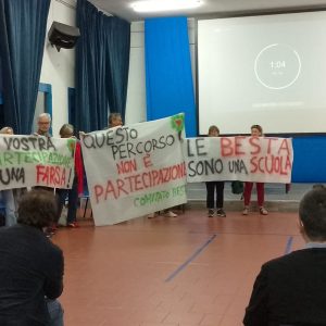 Il Comitato Besta lascia il percorso partecipato: “Ci sentiamo presi in giro dal Comune”
