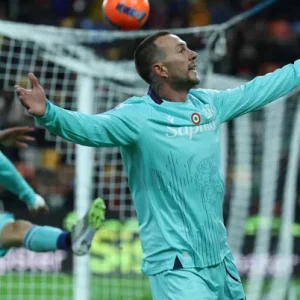 Bologna dominante: 4-1 al Salisburgo. Bernardeschi show