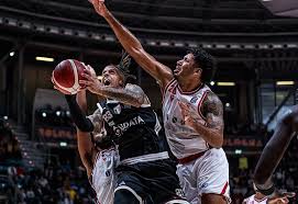La Virtus batte Reggio Emilia di 2 punti