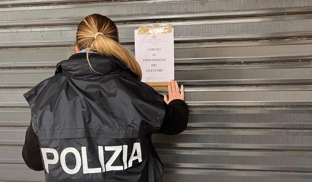 Controlli in un bar in periferia: sospese le licenze per 15 giorni