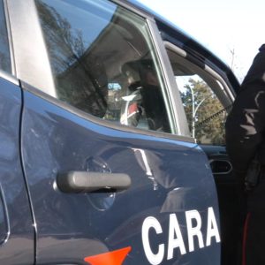 Truffe e sfruttamento del lavoro: 107mila euro confiscati a una 58enne