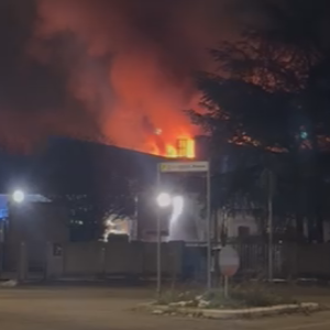 Incendio in una azienda di Zola Predosa, non ci sono feriti