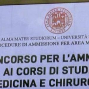 Test di Medicina, inchiesta a Bologna su tentata truffa