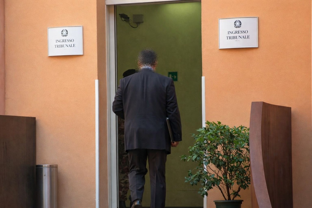 Molestò un bambino di 11 anni, talent scout condannato a 3 anni e 4 mesi