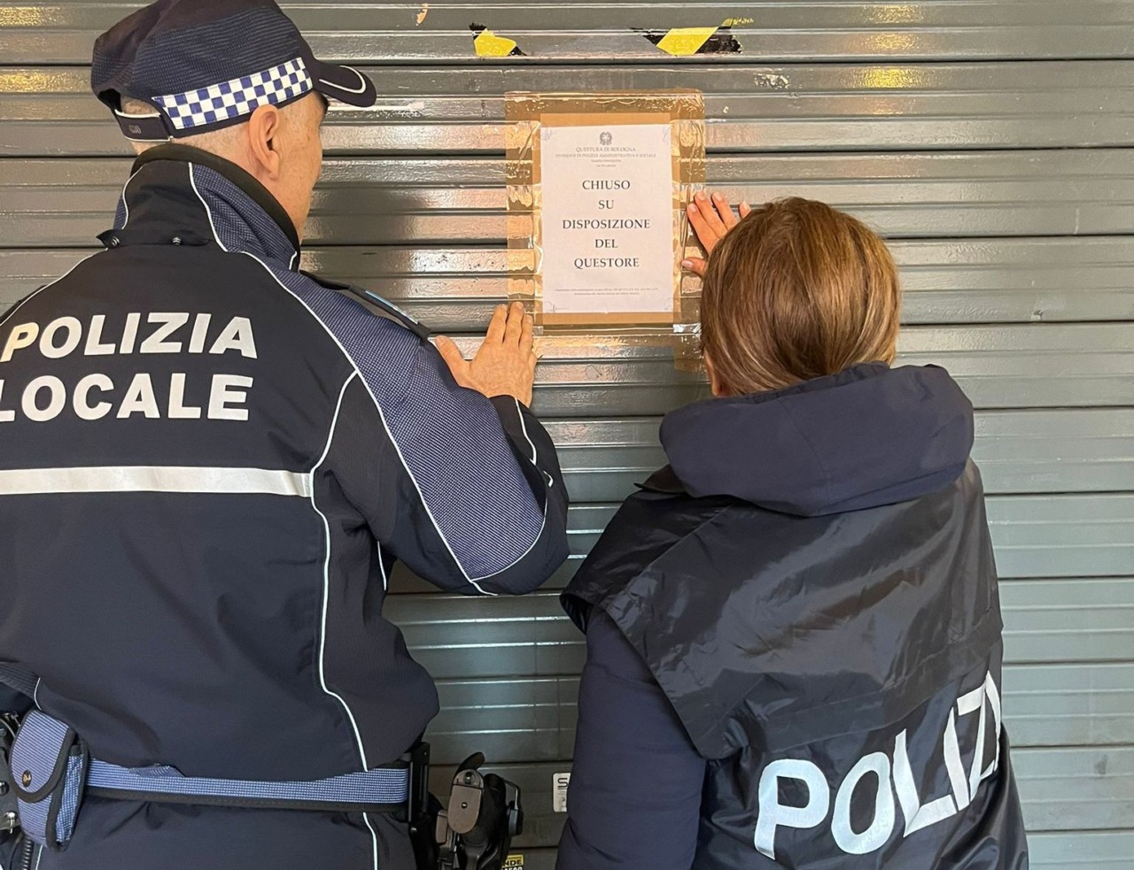 Musica troppo alta, chiuso temporaneamente un bar in Strada Maggiore