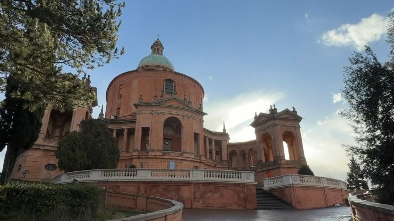 Furto a San Luca: trovata auto rubata, forse quella dai ladri