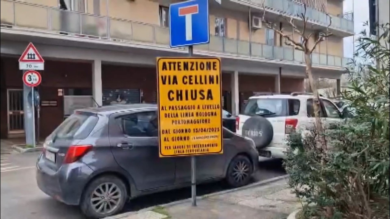 Viabilità in zona Massarenti, resta un problema in via Cellini
