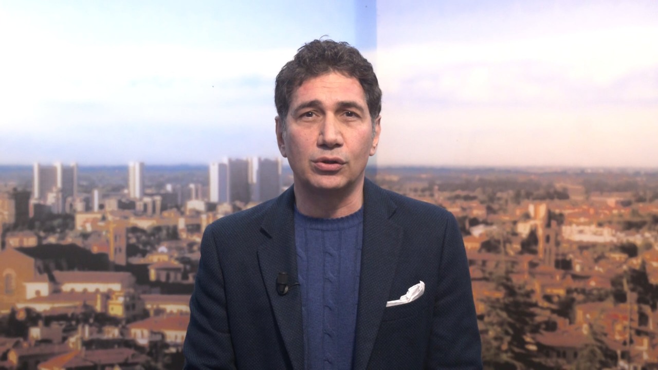 Polizia e tensioni per il taglio (deciso democraticamente) di 4 alberi. Davvero ne vale la pena?