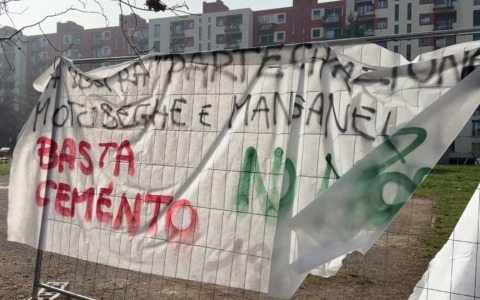 Pilastro, continua l’occupazione del parco dove dovrebbe sorgere il Muba