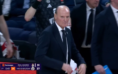 Basket, la Virtus in campo contro Napoli per mantenere la testa della classifica