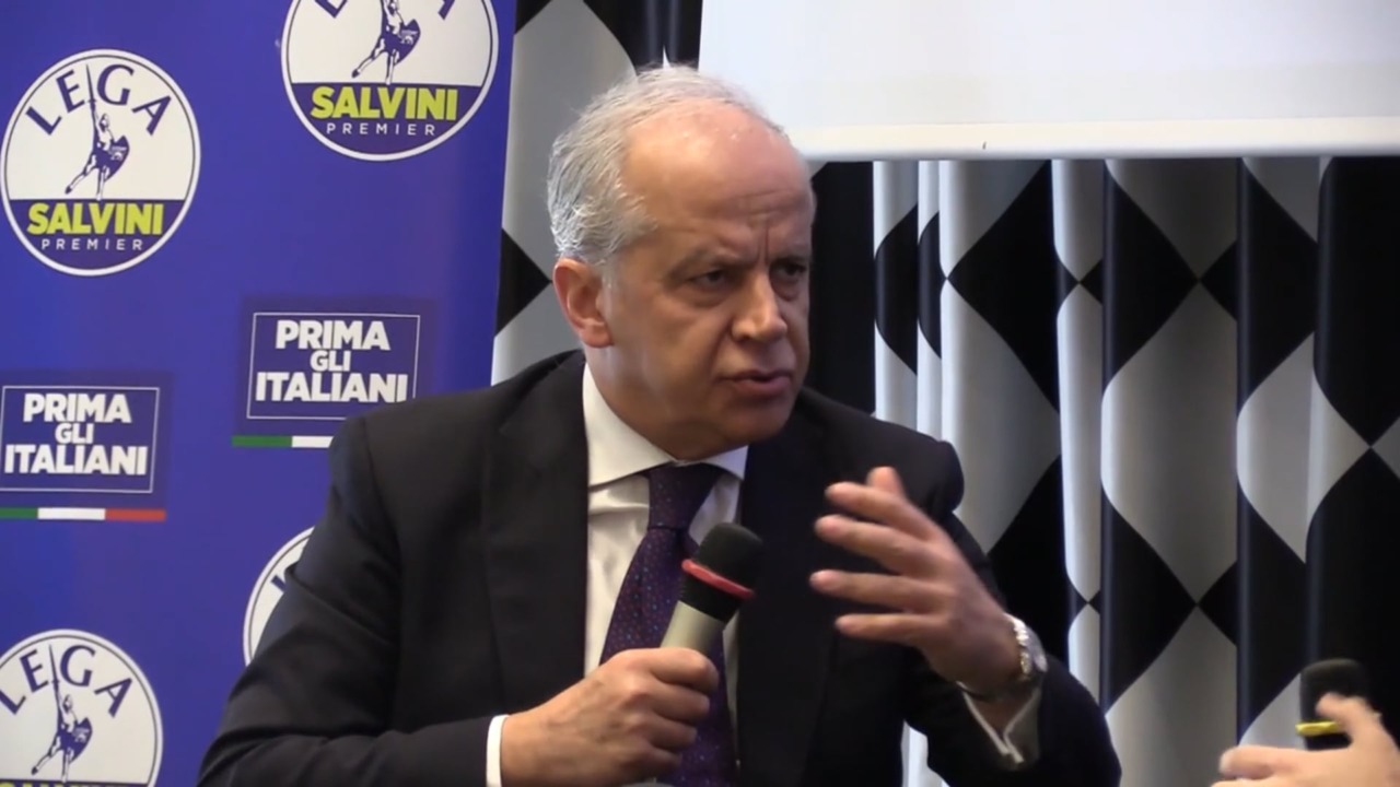 Piantedosi, bastone e carota con Lepore. Sì al Cpr ma anche al MuBa