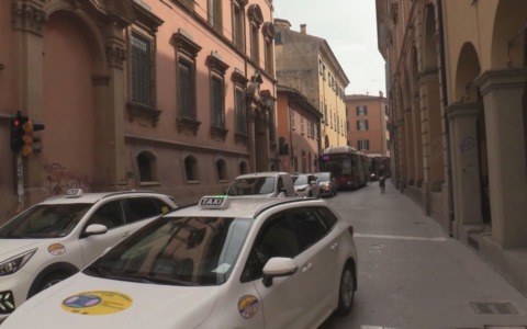 Cantieri tram in Piazza Malpighi, FdI: “Mancanza assoluta di cartellonistica alle porte e adeguata informazione ai cittadini”