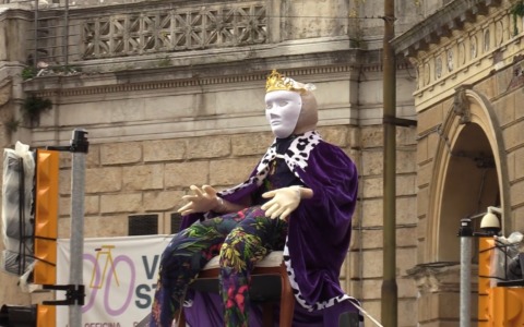 Rete “No kings” in piazza contro il Governo Meloni