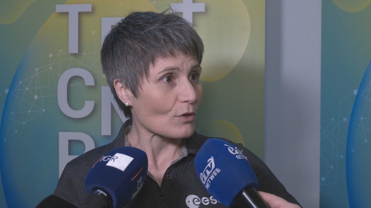 Samantha Cristoforetti al Tecnopolo: “IA? Bisogna confrontarsi con questa tecnologia e conoscerla il meglio possibile”