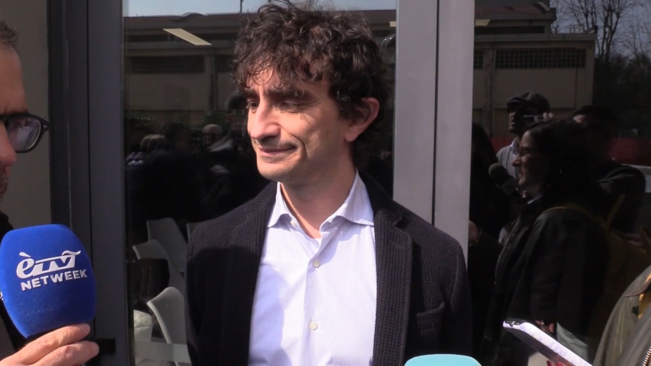 Taglio del nastro della sede di FdI con sfida a Lepore. Ma Bignami dice: “Non abbiamo ancora il candidato”