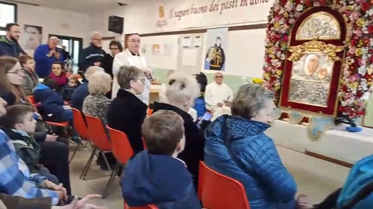 Visita della Madonna di San Luca alle Cucine Popolari