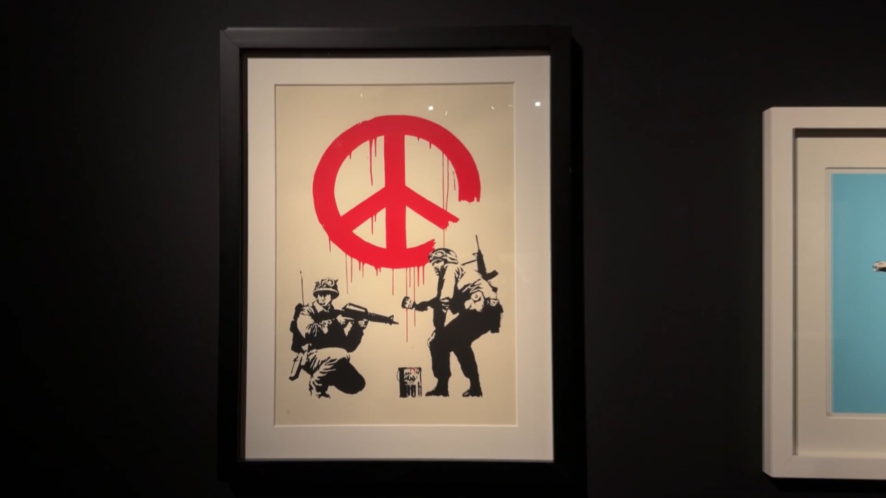 Banksy svelato in 300 opere