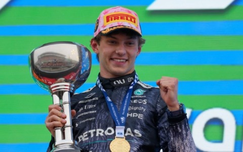 Seconda vittoria in Formula Uno per il bolognese Kimi Antonelli su Mercedes