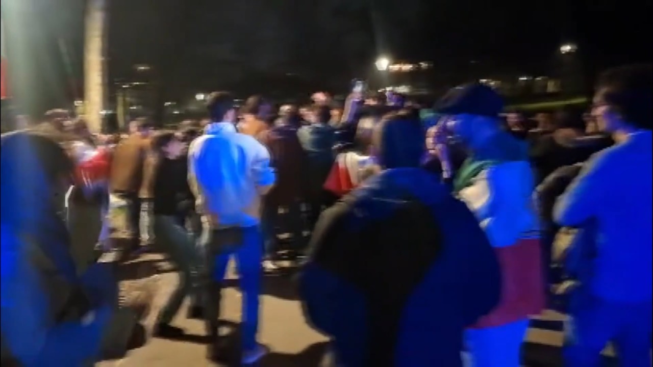 Iran: quel netto contrasto tra piazza Dalla e giardini Margherita