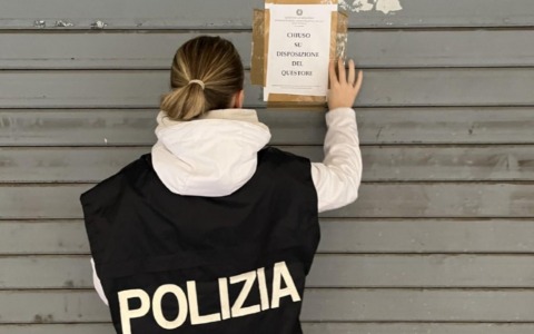 Scoppia una lite in un locale ma i gestori non avvisano le forze dell’ordine, licenza sospesa