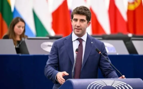 Cavedagna (FdI-Ecr) chiede le dimissioni di Salis