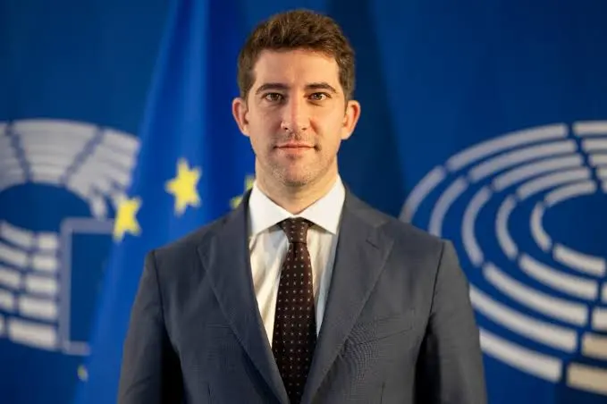 ETS2: FdI-Ecr chiede lo stop. Non si ferma la storica battaglia contro la tassa sull’emissione di anidride carbonica