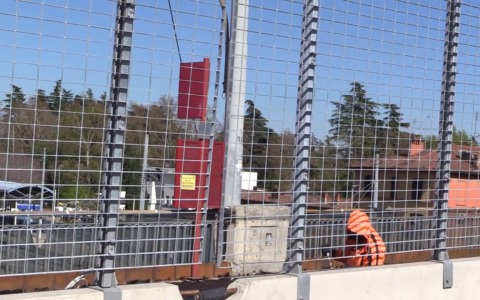 Oplà, la fermata eccola qua