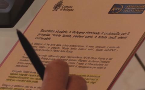 A Bologna la sicurezza stradale passa anche attraverso gli “assistenti pedonali”