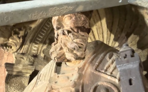 Iniziato il restauro del Voltone del Podestà