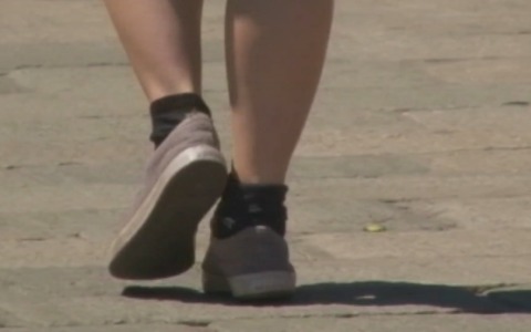 Adescano online ragazzina under 14, sei uomini indagati dalla polizia di Bologna