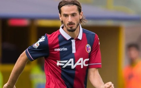Incidente stradale, grave l’ex rossoblù Marios Oikonomou