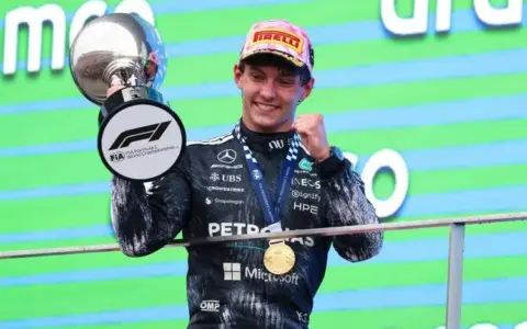 Kimi Antonelli nella storia nel segno di Zanardi
