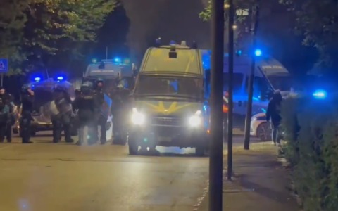 Proteste MuBa, la polizia arresta tre attivisti per resistenza, invasione di terreni e edifici