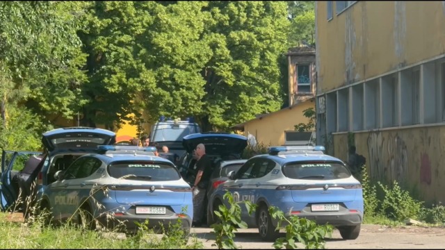 Controllo straordinario della polizia all’ex Stamoto: undici persone denunciate