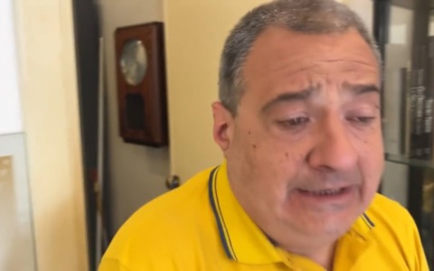 Commercianti di via Massarenti nei pressi dell’ex caserma Stamoto esasperati per il degrado della zona