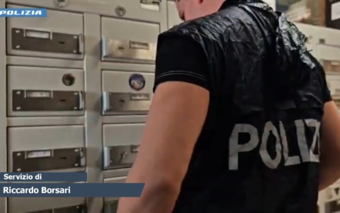 Oltre 30 chili di stupefacenti sono stati sequestrati dalla polizia di Bologna nel periodo tra il 6 e il 27 maggio