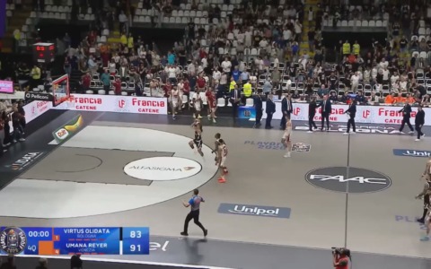 Virtus, brutta semifinale play-off in casa