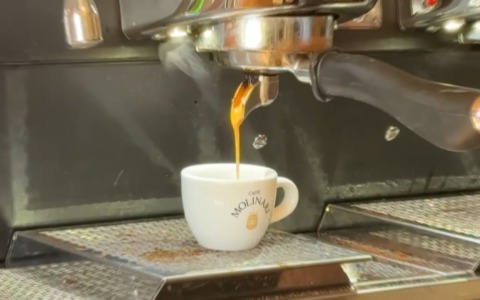 Caffè a 1 euro in centro a Bologna, utopia o realtà?