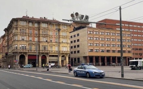 Tentata rapina in Piazza VIII Agosto, 19enne arrestato dalla polizia