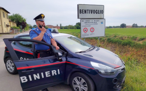 Dipendenti ‘infedeli’ rubano nel magazzino della ditta: due arrestate e una denunciata