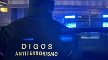 Materiale jihadista e manuali per fabbricare armi, arrestato 16enne a Bologna